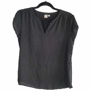 Twix Black Cap sleeve blouse. GUC